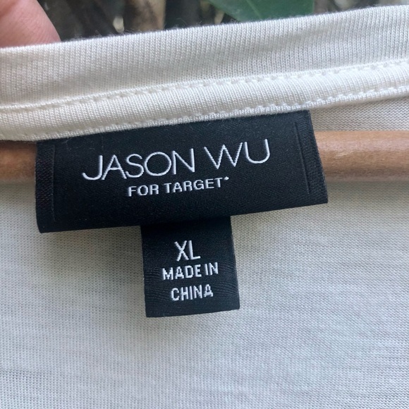 ๐ *NWT* JASON WU X TARGET COLLAB WHITE W/ CAT PRINT XL T-SHIRT! ๐คฉ - Picture 4 of 7